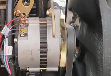 裝載機(jī)安裝空氣預(yù)濾器的優(yōu)勢